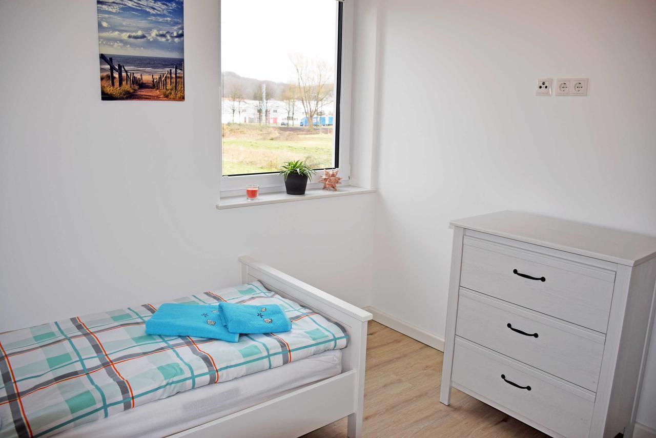 Ferienwohnung Sellin Am Seepark Bagian luar foto