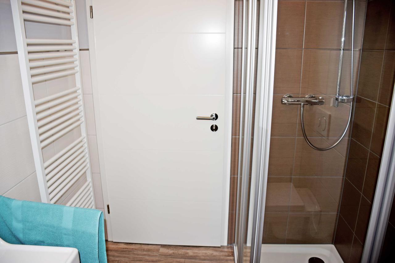 Ferienwohnung Sellin Am Seepark Bagian luar foto
